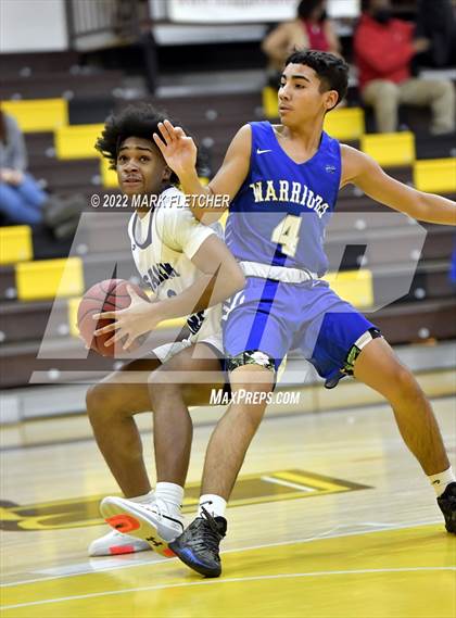 Thumbnail 3 in Salem vs Mastery (MLK Classic at Rowan University) photogallery.