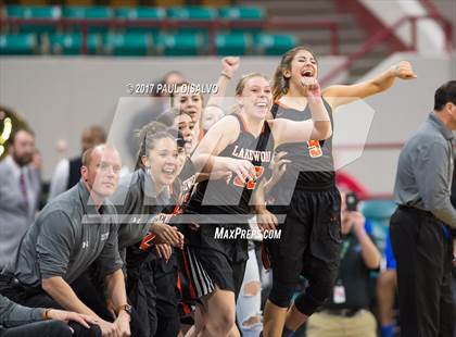Thumbnail 1 in Lakewood vs. Highlands Ranch (CHSAA 5A  Great 8) photogallery.