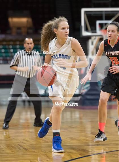 Thumbnail 2 in Lakewood vs. Highlands Ranch (CHSAA 5A  Great 8) photogallery.
