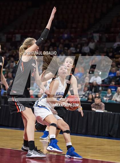 Thumbnail 1 in Lakewood vs. Highlands Ranch (CHSAA 5A  Great 8) photogallery.