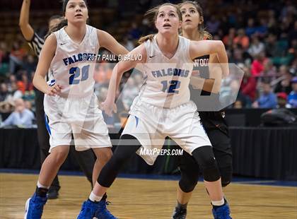 Thumbnail 1 in Lakewood vs. Highlands Ranch (CHSAA 5A  Great 8) photogallery.