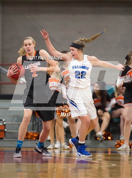 Thumbnail 2 in Lakewood vs. Highlands Ranch (CHSAA 5A  Great 8) photogallery.