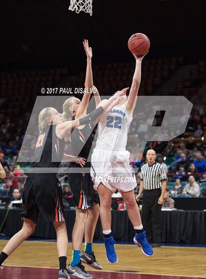 Thumbnail 2 in Lakewood vs. Highlands Ranch (CHSAA 5A  Great 8) photogallery.