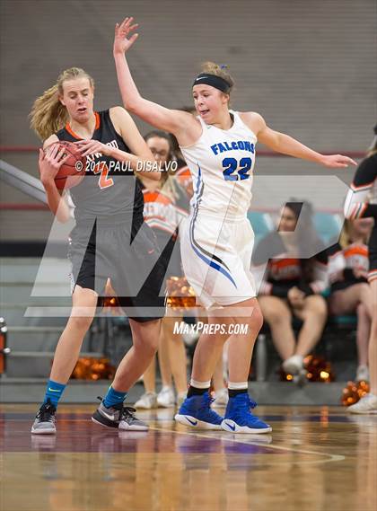 Thumbnail 1 in Lakewood vs. Highlands Ranch (CHSAA 5A  Great 8) photogallery.