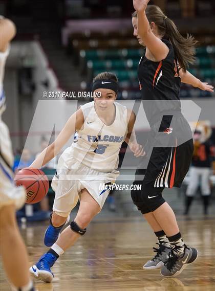 Thumbnail 3 in Lakewood vs. Highlands Ranch (CHSAA 5A  Great 8) photogallery.