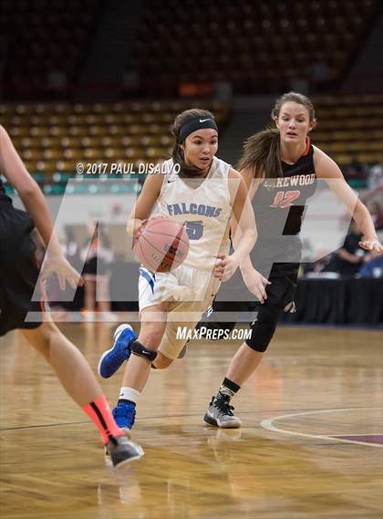 Thumbnail 3 in Lakewood vs. Highlands Ranch (CHSAA 5A  Great 8) photogallery.