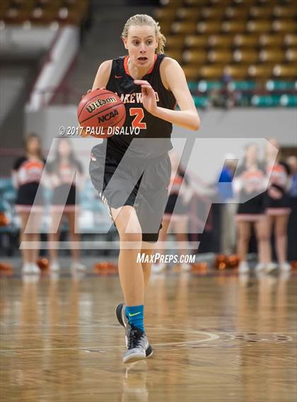 Thumbnail 1 in Lakewood vs. Highlands Ranch (CHSAA 5A  Great 8) photogallery.