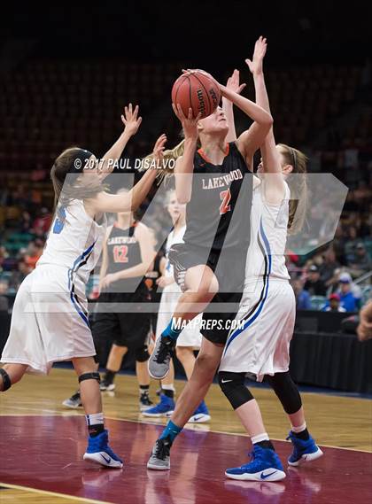Thumbnail 1 in Lakewood vs. Highlands Ranch (CHSAA 5A  Great 8) photogallery.