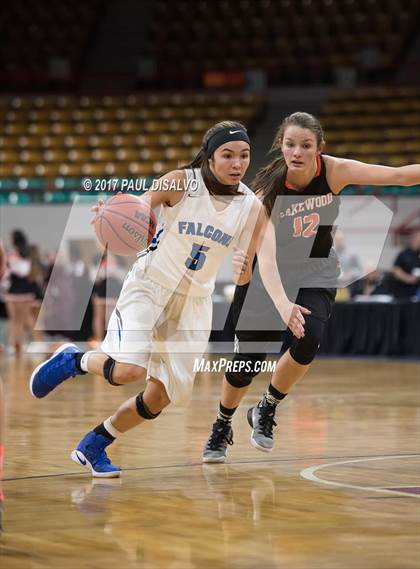 Thumbnail 1 in Lakewood vs. Highlands Ranch (CHSAA 5A  Great 8) photogallery.