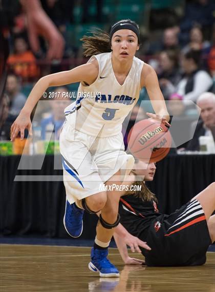 Thumbnail 1 in Lakewood vs. Highlands Ranch (CHSAA 5A  Great 8) photogallery.