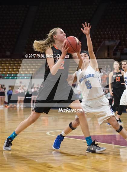 Thumbnail 1 in Lakewood vs. Highlands Ranch (CHSAA 5A  Great 8) photogallery.