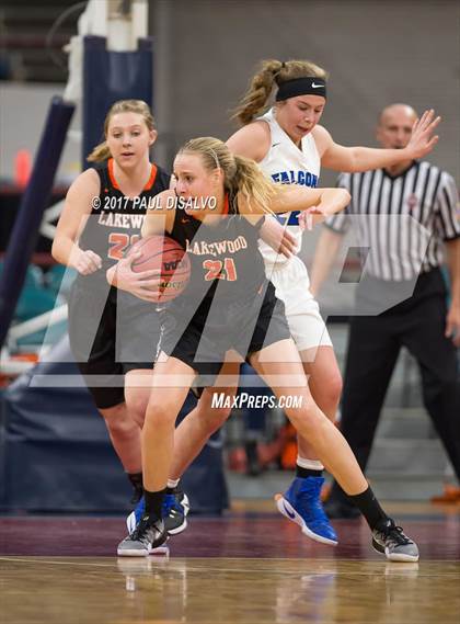 Thumbnail 1 in Lakewood vs. Highlands Ranch (CHSAA 5A  Great 8) photogallery.