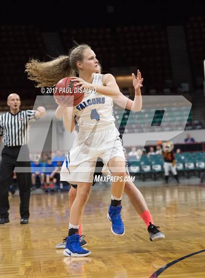 Thumbnail 1 in Lakewood vs. Highlands Ranch (CHSAA 5A  Great 8) photogallery.