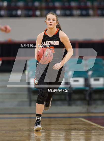 Thumbnail 2 in Lakewood vs. Highlands Ranch (CHSAA 5A  Great 8) photogallery.