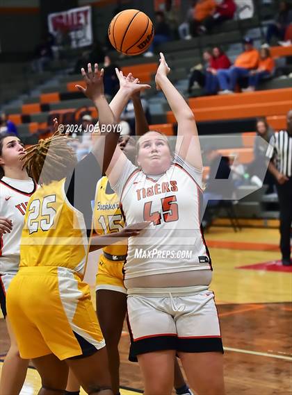 Thumbnail 1 in Buckhorn @ Grissom photogallery.