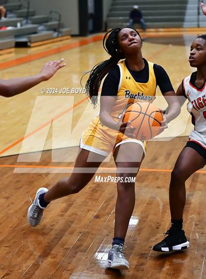 Thumbnail 3 in Buckhorn @ Grissom photogallery.