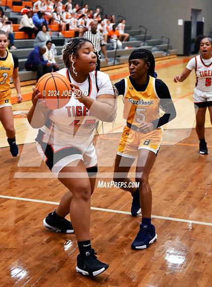 Thumbnail 1 in Buckhorn @ Grissom photogallery.