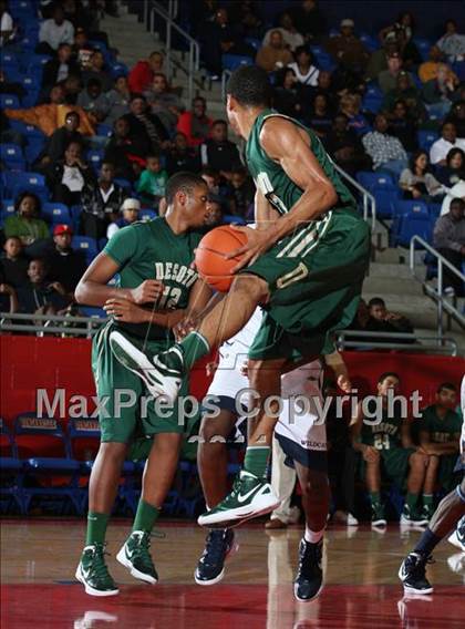 Thumbnail 2 in Wheeler vs. Desoto (Thanksgiving Hoofest)  photogallery.