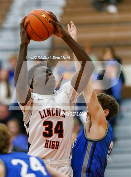 Thumbnail 1 in Lincoln East @ Lincoln High photogallery.