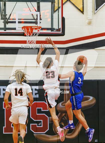 Thumbnail 3 in Lincoln East @ Lincoln High photogallery.