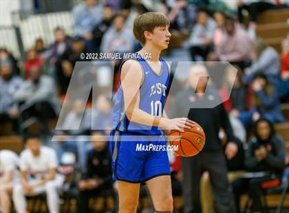 Thumbnail 2 in Lincoln East @ Lincoln High photogallery.