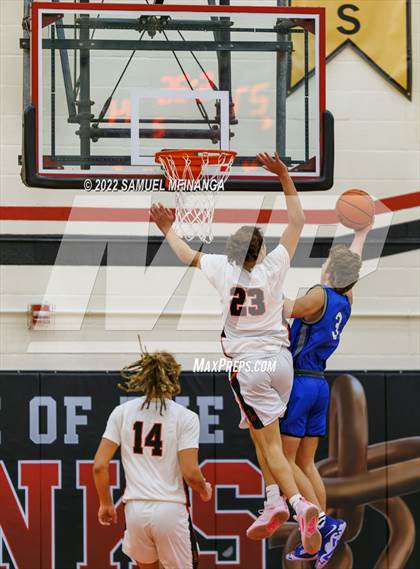 Thumbnail 1 in Lincoln East @ Lincoln High photogallery.