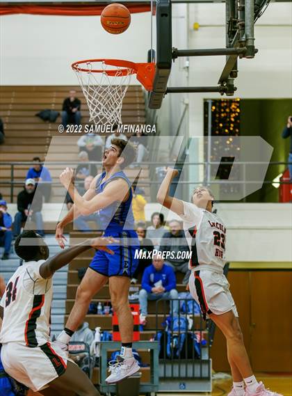 Thumbnail 1 in Lincoln East @ Lincoln High photogallery.