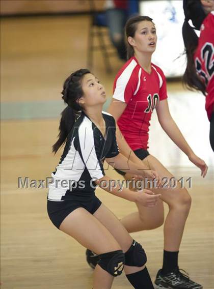 Thumbnail 2 in El Camino Real vs. Cleveland photogallery.