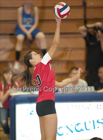 Thumbnail 3 in El Camino Real vs. Cleveland photogallery.