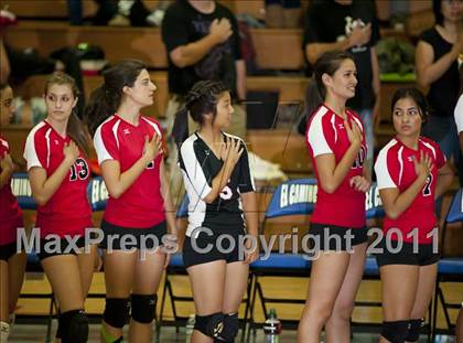 Thumbnail 1 in El Camino Real vs. Cleveland photogallery.