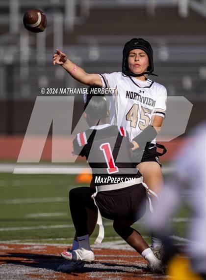 Thumbnail 2 in Antelope Valley vs. Northview (CIF-SS Division 5 Final) photogallery.