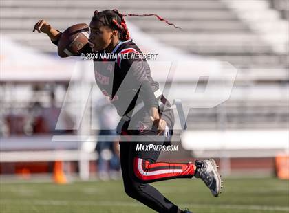 Thumbnail 2 in Antelope Valley vs. Northview (CIF-SS Division 5 Final) photogallery.