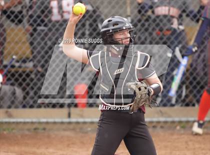 Thumbnail 3 in Lyman Hall vs. Windsor (CIAC Class L 2nd Round Playoff) photogallery.