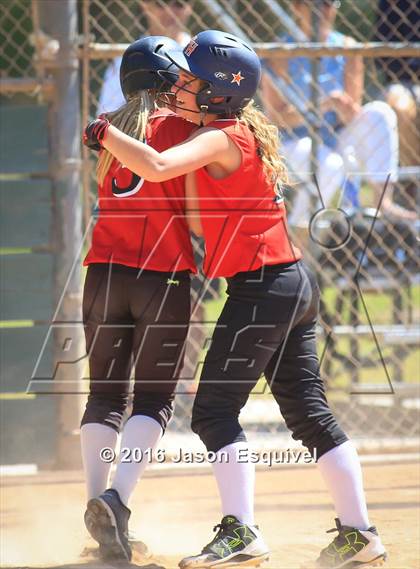 Thumbnail 2 in Troy vs. Samueli Academy photogallery.