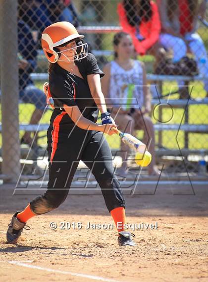 Thumbnail 1 in Troy vs. Samueli Academy photogallery.
