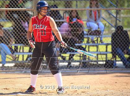 Thumbnail 2 in Troy vs. Samueli Academy photogallery.