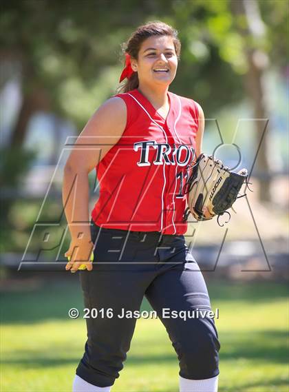 Thumbnail 3 in Troy vs. Samueli Academy photogallery.