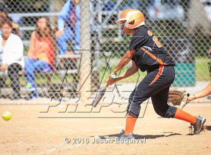 Thumbnail 3 in Troy vs. Samueli Academy photogallery.