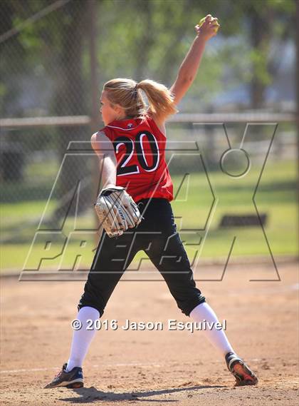 Thumbnail 3 in Troy vs. Samueli Academy photogallery.