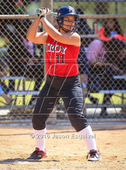 Thumbnail 3 in Troy vs. Samueli Academy photogallery.