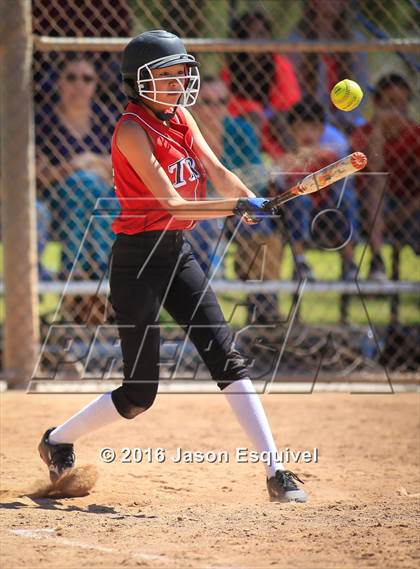 Thumbnail 2 in Troy vs. Samueli Academy photogallery.