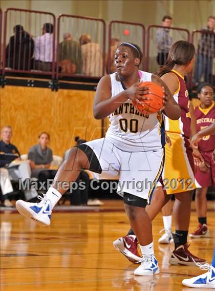 Thumbnail 1 in Cheltenham @ Central (11th Annual Girls Play by Play Classic) photogallery.