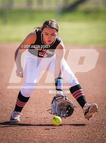 Thumbnail 2 in Carlin vs Wells (NIAA Class 1A Northern Playoff Game 5) photogallery.