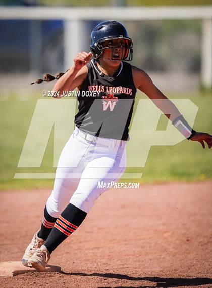 Thumbnail 3 in Carlin vs Wells (NIAA Class 1A Northern Playoff Game 5) photogallery.