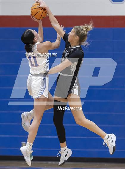 Thumbnail 1 in Salt Fork @ Hoopeston photogallery.