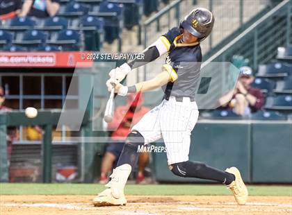Thumbnail 1 in Salpointe Catholic vs. Saguaro photogallery.