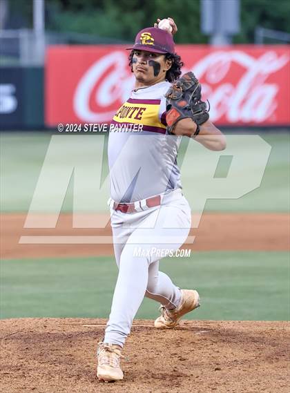 Thumbnail 1 in Salpointe Catholic vs. Saguaro photogallery.