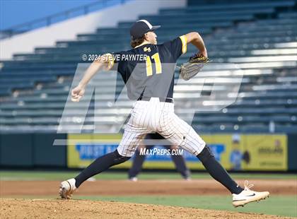 Thumbnail 1 in Salpointe Catholic vs. Saguaro photogallery.
