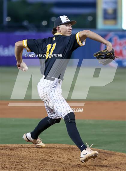 Thumbnail 1 in Salpointe Catholic vs. Saguaro photogallery.