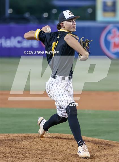Thumbnail 2 in Salpointe Catholic vs. Saguaro photogallery.